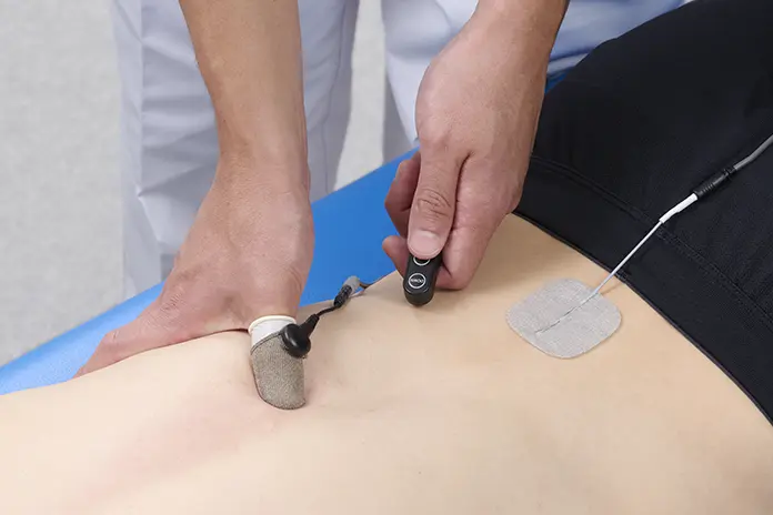 パルスタッチ導子の使用例：腰