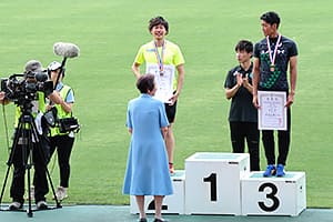 第15回田島直人記念陸上競技大会 ⻑⾕川⼤悟 選⼿ 表彰